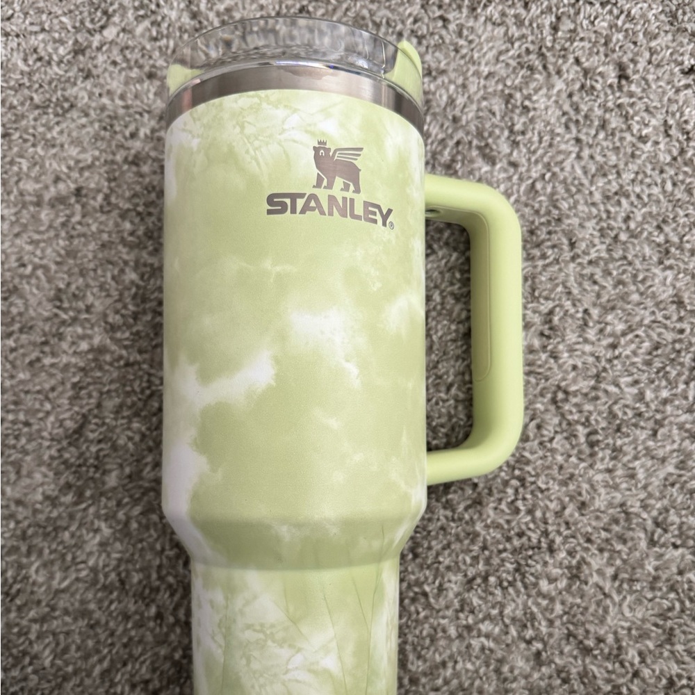 Stanley Quencher H2.0 FlowState Tumbler Limited Color40 OZ Citrion Tye-Dye used